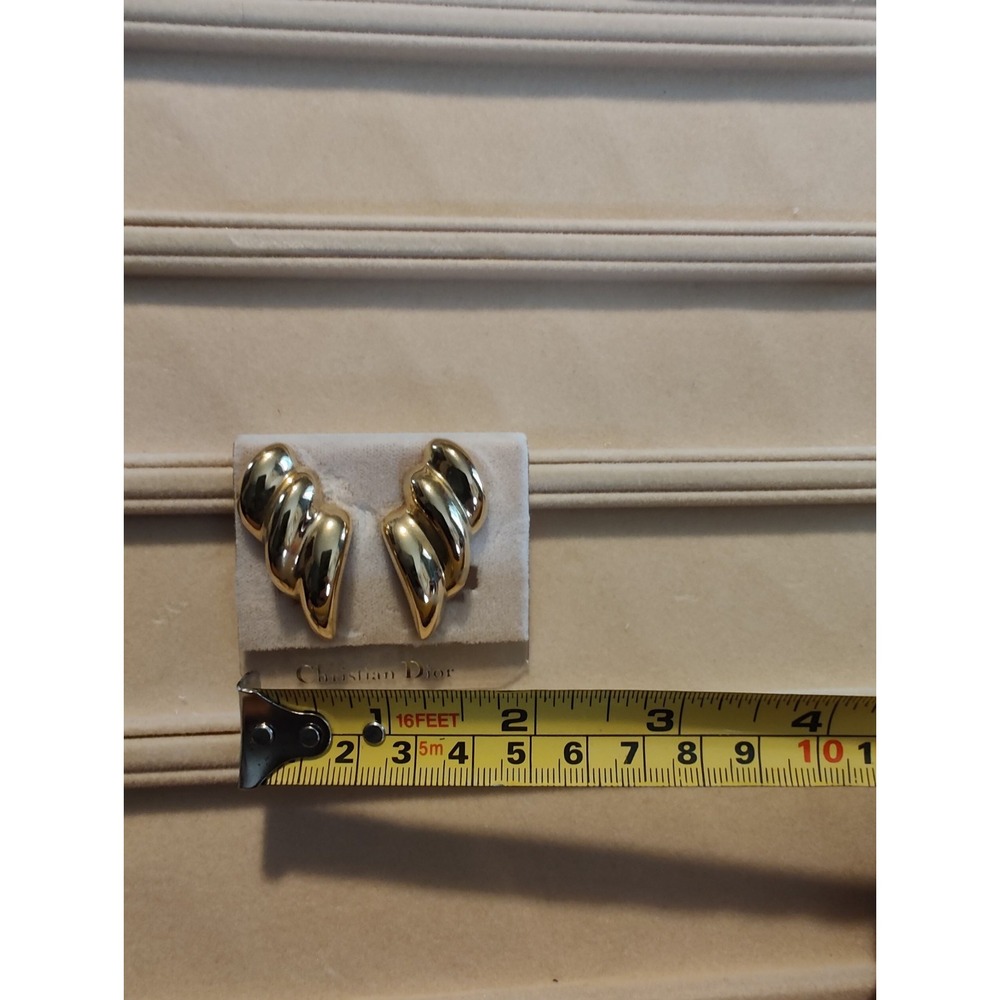 Vintage 80s Alexis Kirk Gold Tone Statement Earrings Clip On Huggie Modern - Picture 8 of 8